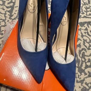 Solid pointed toe stiletto-Cobalt